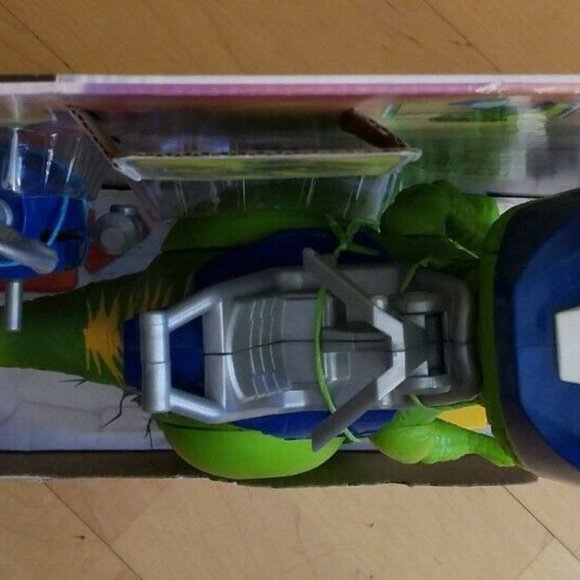 Playskool Heroes Chomp Squad Troopersaurus & Bobby Badge HASBRO NEW SEALED BOX! - Picture 13 of 14